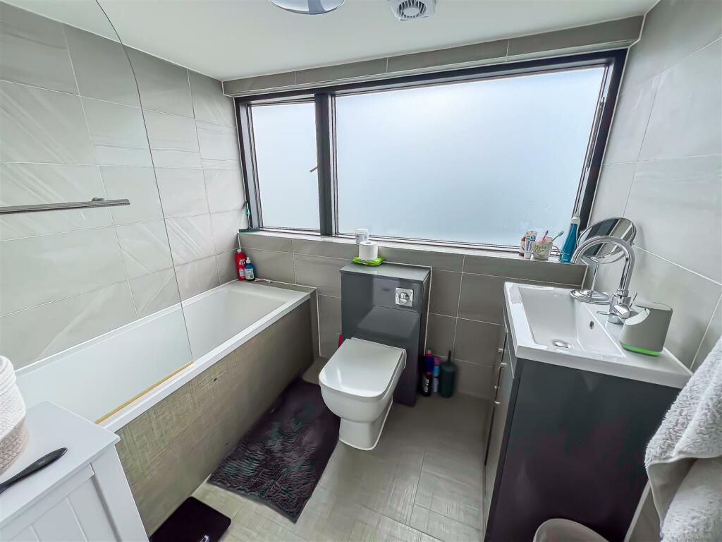 Additional property image - Shrubland Road, Mistley