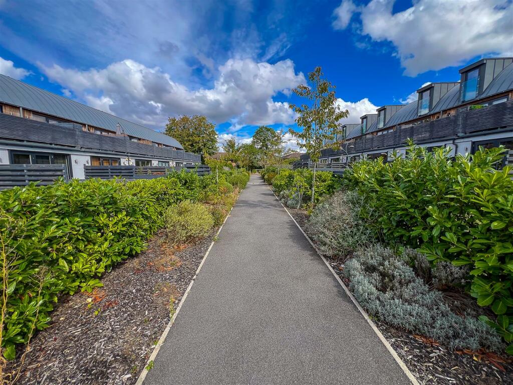 Additional property image - Shrubland Road, Mistley