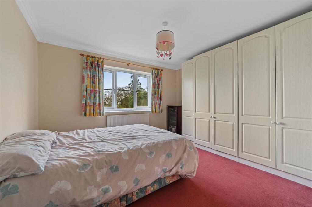 Additional property image - Point Clear Road, St. Osyth, Clacton-On-Sea
