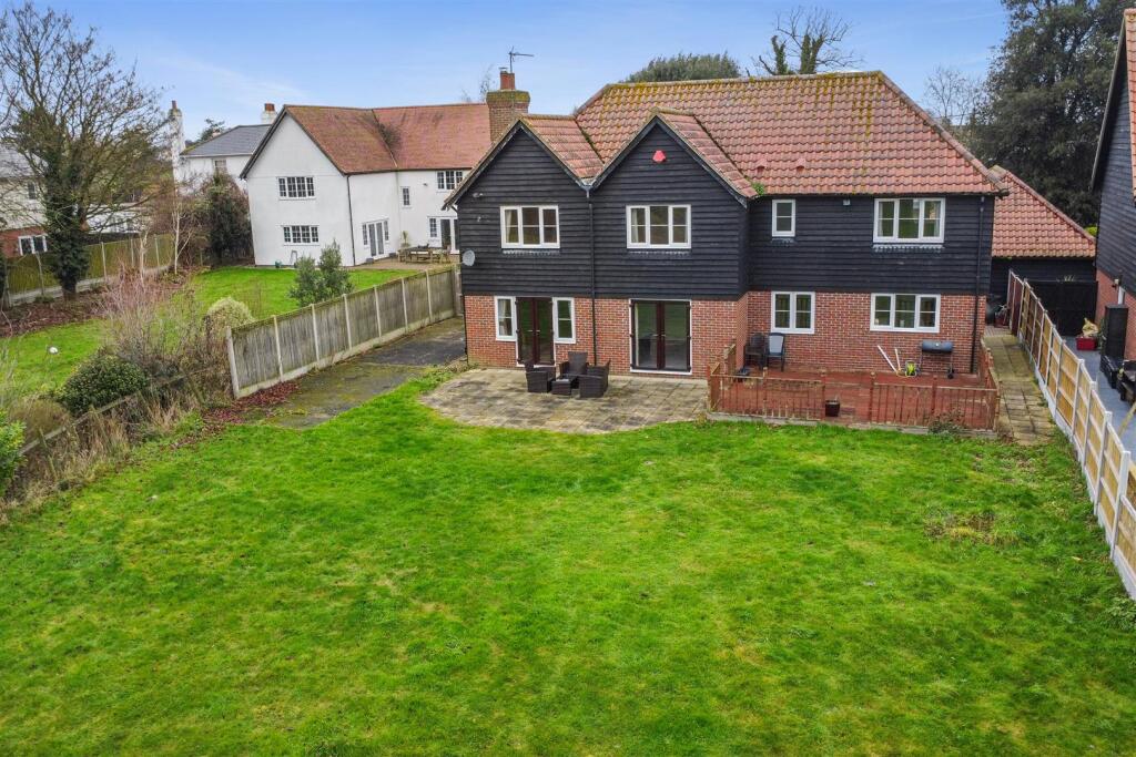 Additional property image - Point Clear Road, St. Osyth, Clacton-On-Sea