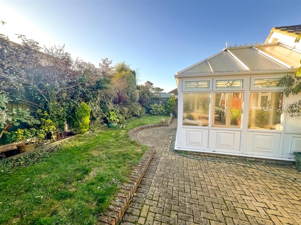 Additional property image - Holland Road, Clacton-On-Sea