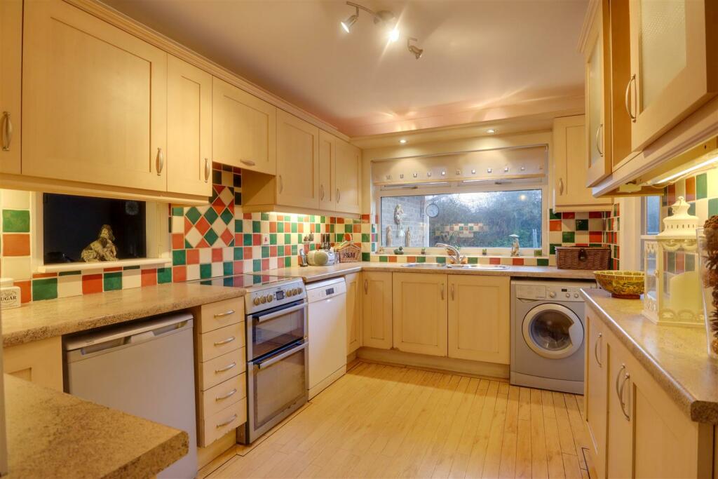 Additional property image - Briarfields, Kirby-Le-Soken, Frinton-On-Sea