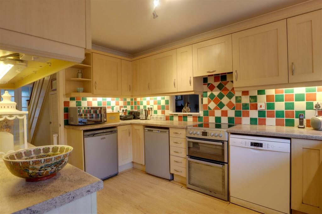 Additional property image - Briarfields, Kirby-Le-Soken, Frinton-On-Sea