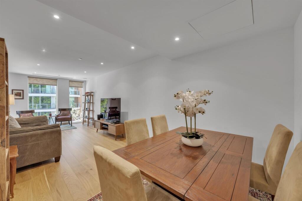 Main image of property: Paddington Exchange, London, W2