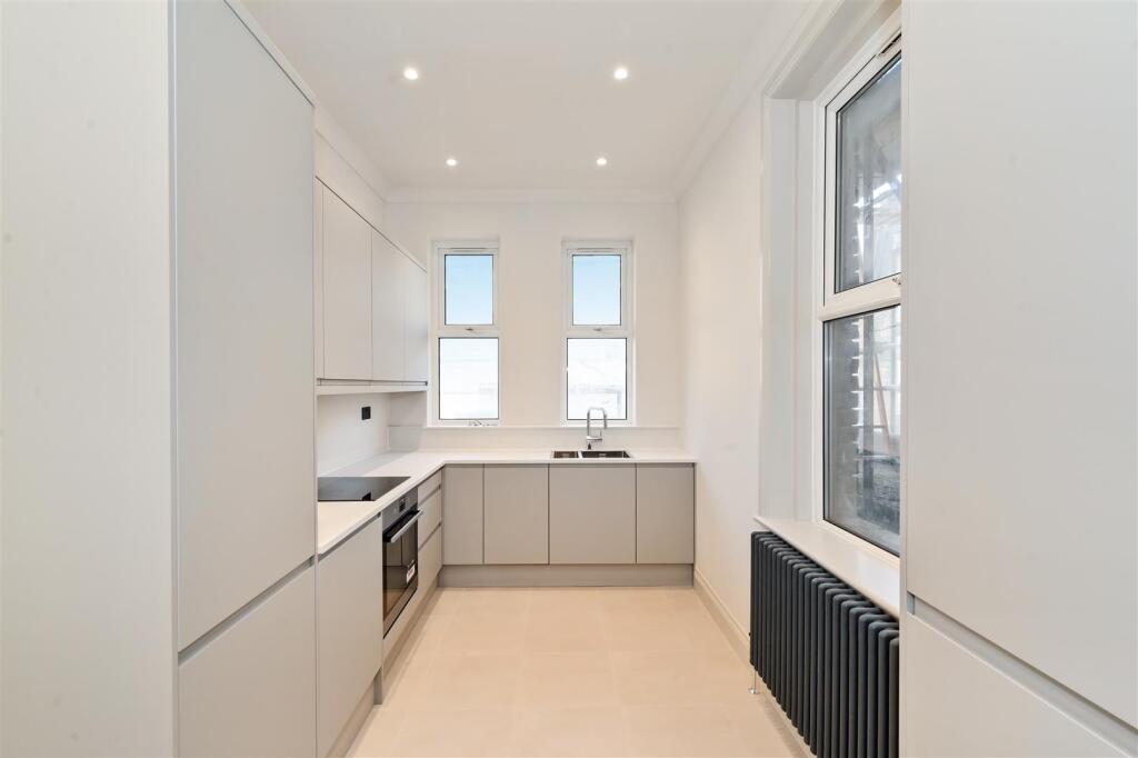 Main image of property: Queensway, London
