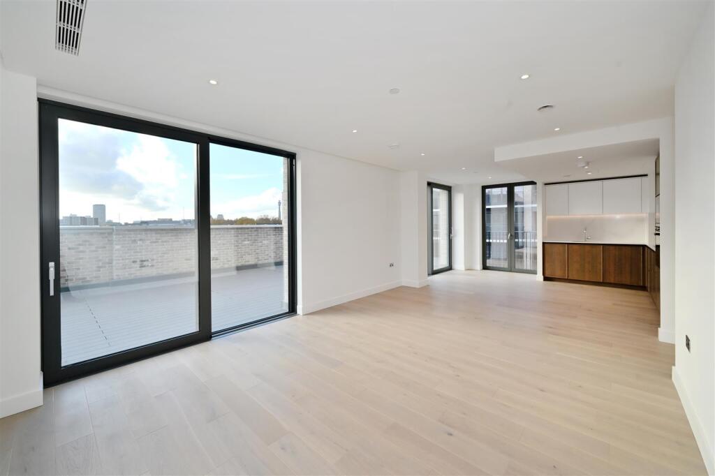 Main image of property: Watermark House, Kings Cross, London