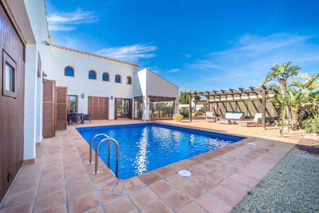 5 bedroom villa for sale in Murcia, El Valle Golf Resort, Spain