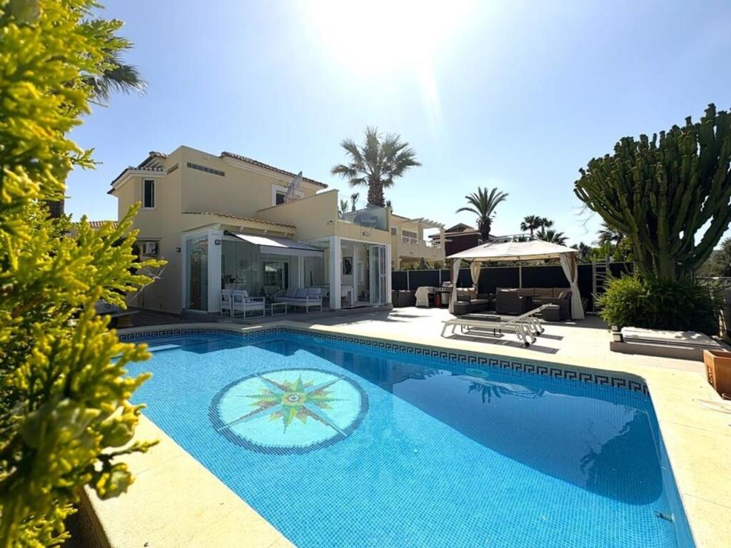 Main image of property: Murcia, Mosa Trajectum