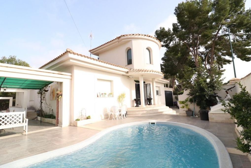 3 bedroom villa for sale in Valencia, Alicante, Pinar De Campoverde, Spain