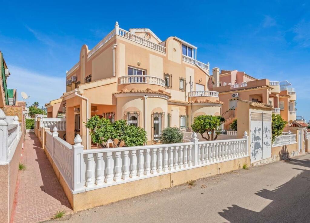 Main image of property: Valencia, Alicante, Orihuela Costa