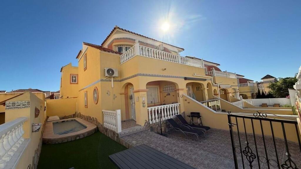 Main image of property: Valencia, Alicante, Orihuela Costa