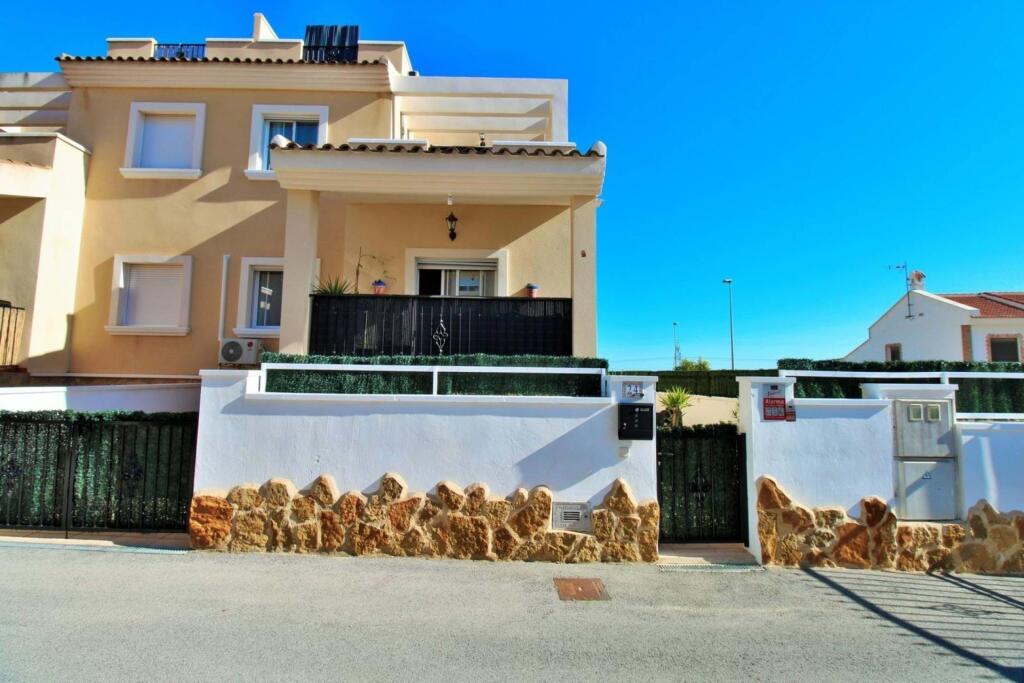 Main image of property: Valencia, Alicante, Villamartin