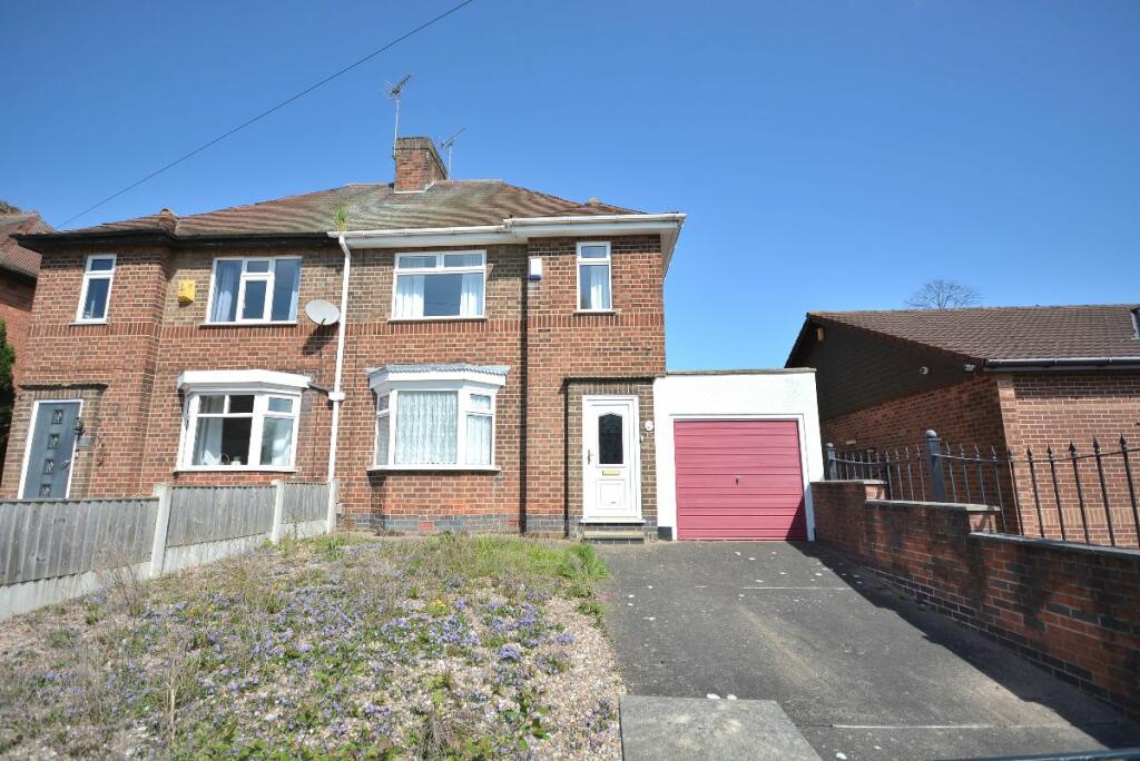 3 bedroom semidetached house for sale in Rockside Gardens, Hucknall, NG15