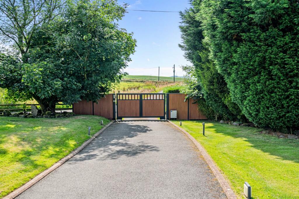 Additional property image - Bentley Manor Barn, off Moorside Road, Turton, Bolton