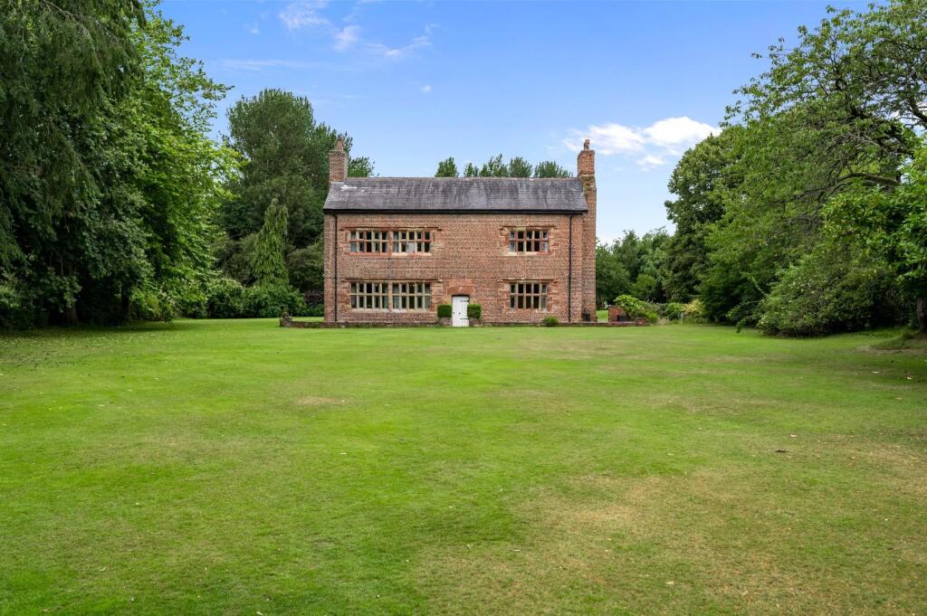 Main image of property: Old Moss Lane, Glazebury, Cheshire