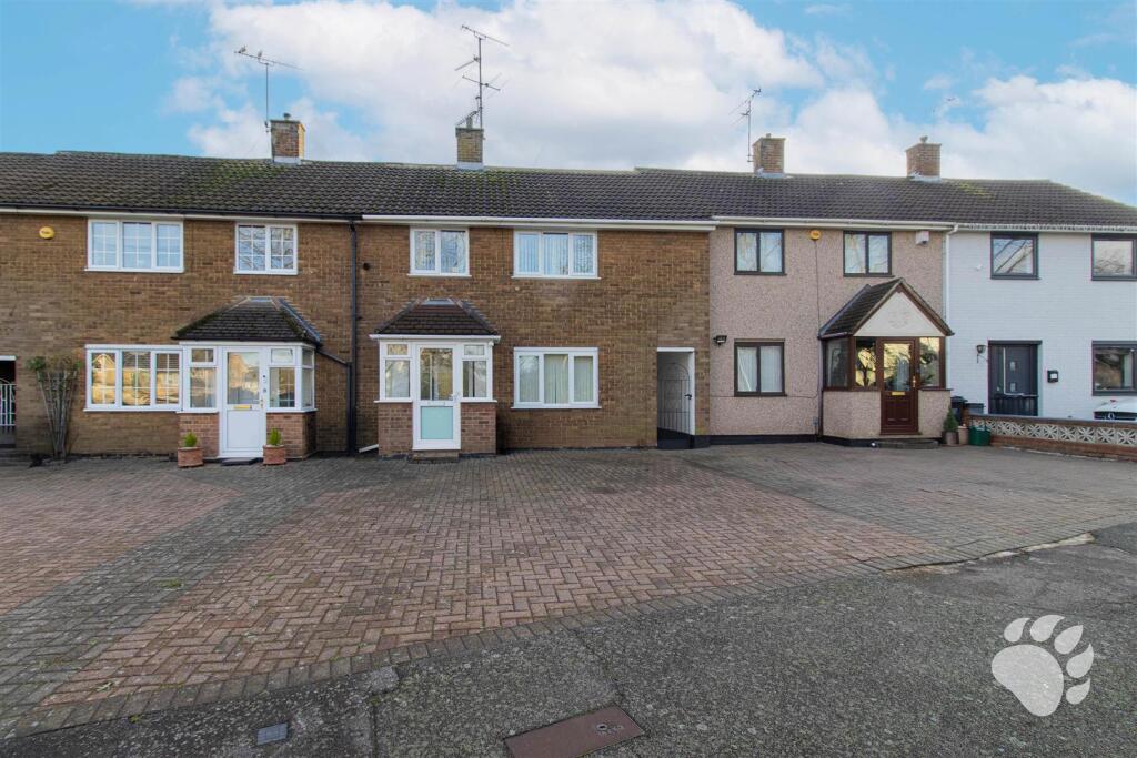 Main image of property: Feering Row, Basildon, SS14