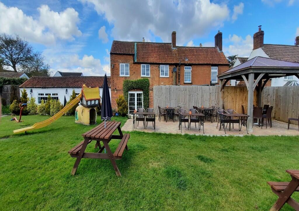 Additional property image - The Royal Oak, Hawkeridge, Nr Westbury, Wiltshire BA13 4LA