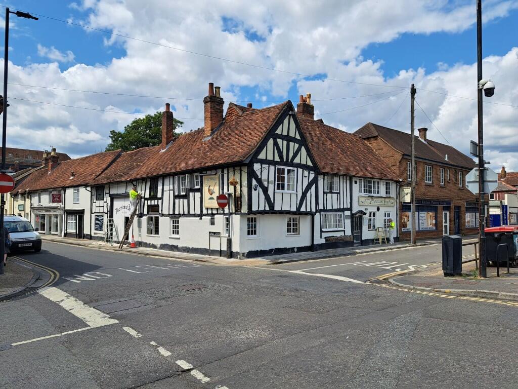 Main image of property: The Pheasant Inn, 19 Salt Lane, Salisbury, Wiltshire SP1 1DT