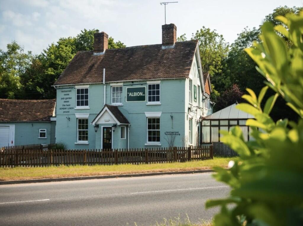 Main image of property: The Albion Inn, Station Road, Verwood, Dorset BH31 7LB