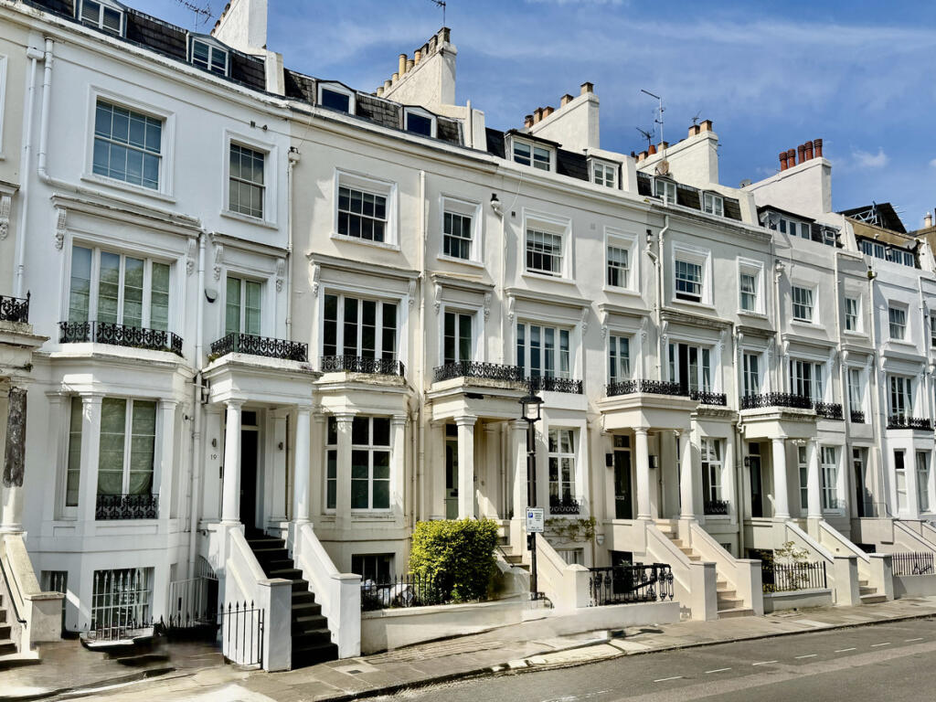 Main image of property: Alma Square, St John's Wood, NW8