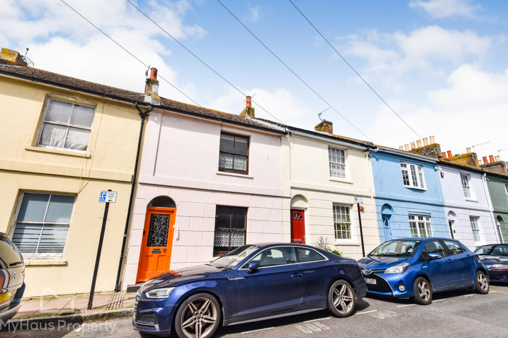 2 bedroom terraced house for rent in Tidy Street, Brighton, East Sussex, BN1