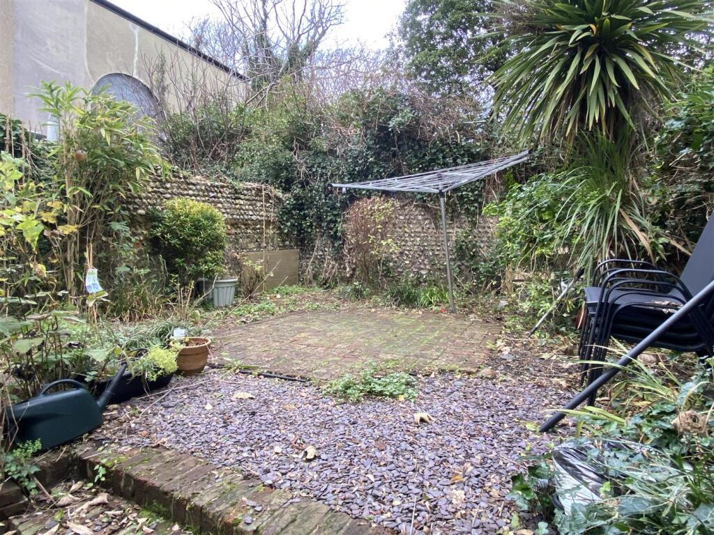 Additional property image - Montpelier Place, Brighton