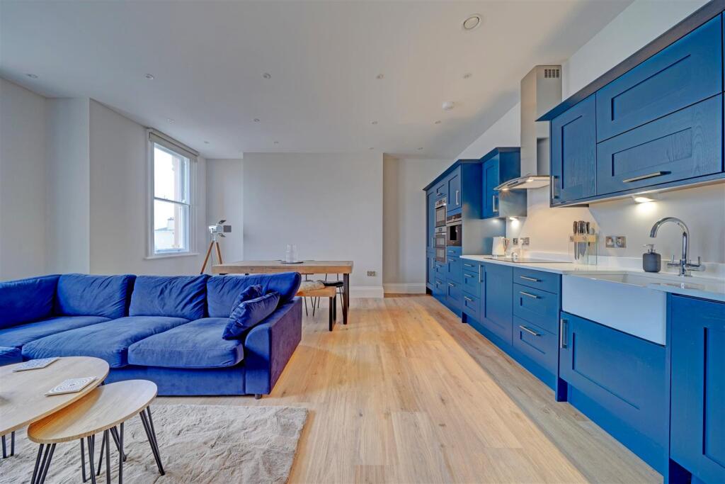 Main image of property: Worcester Road, Malvern, WR14