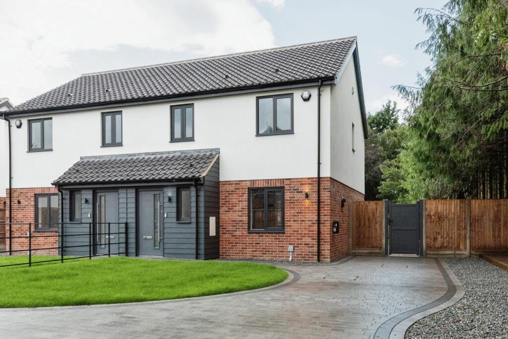 3 bedroom semidetached house for sale in 7 Bellibone Gardens, Old Buckenham, NR17