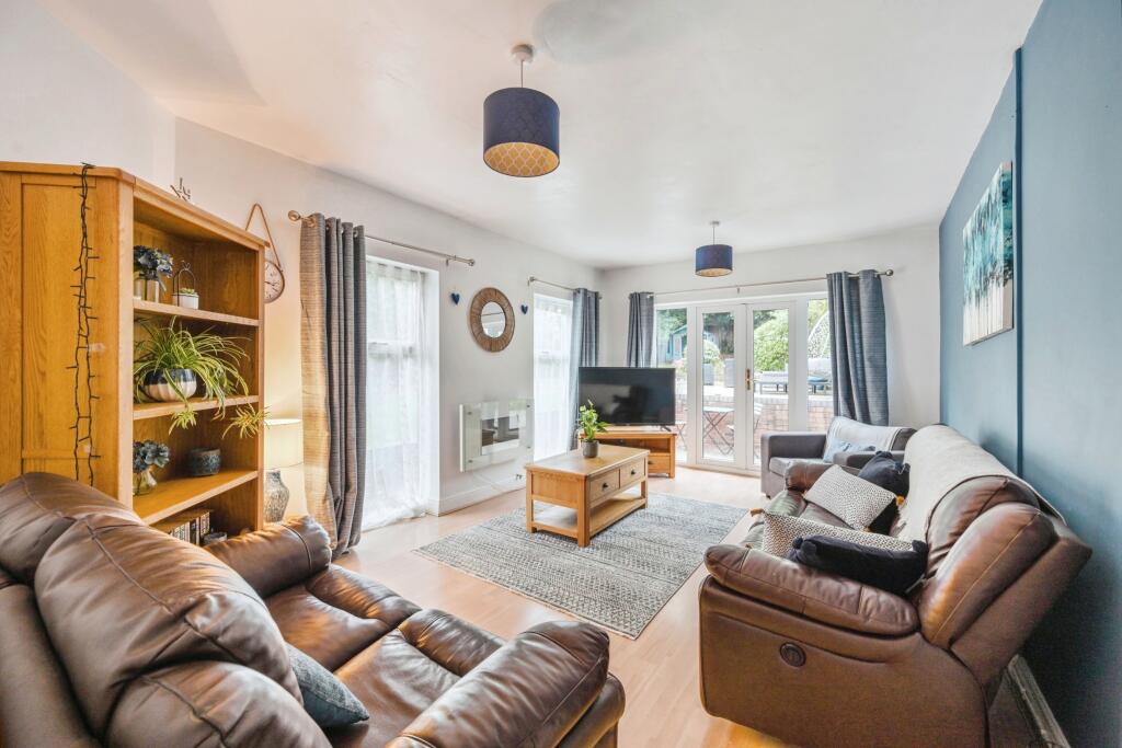 Additional property image - Lichfield Road, Hopwas, Tamworth, B78