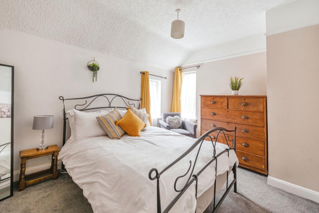 Additional property image - Lichfield Road, Hopwas, Tamworth, B78