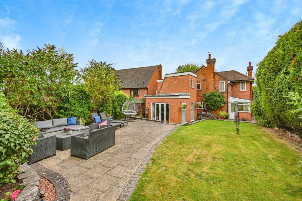 Additional property image - Lichfield Road, Hopwas, Tamworth, B78