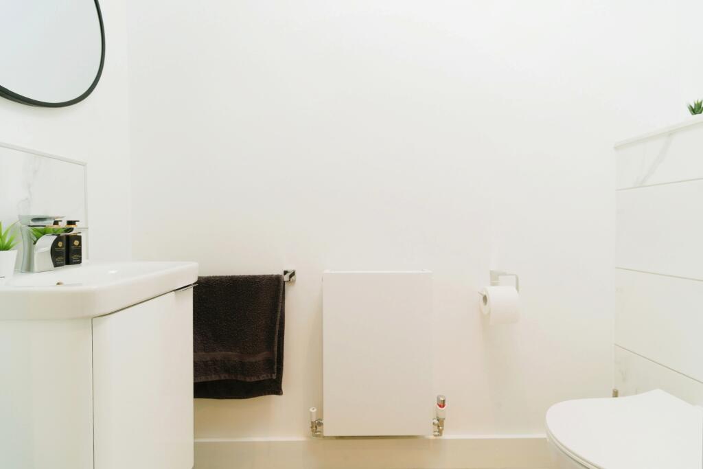 Additional property image - Broadoaks Mews, Solihull, B91
