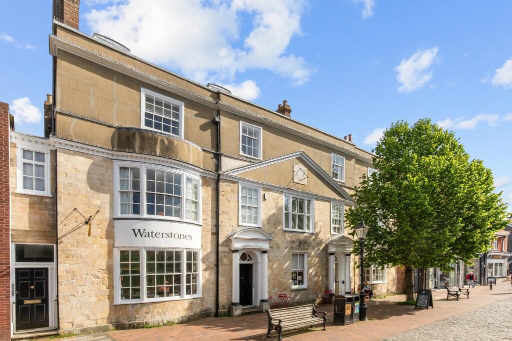 Main image of property: 220 High Street, Lewes, East Sussex, BN7