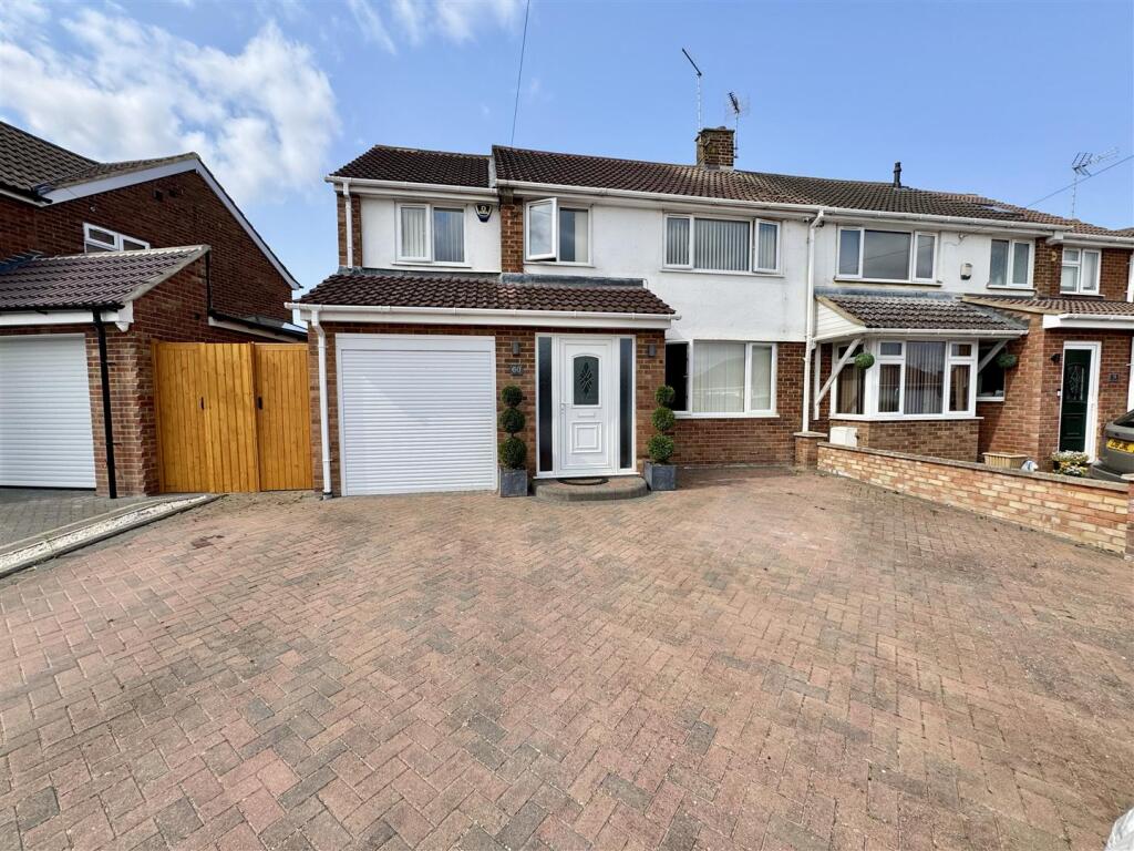Main image of property: Norman Road, Barton-Le-Clay, MK45 4QA