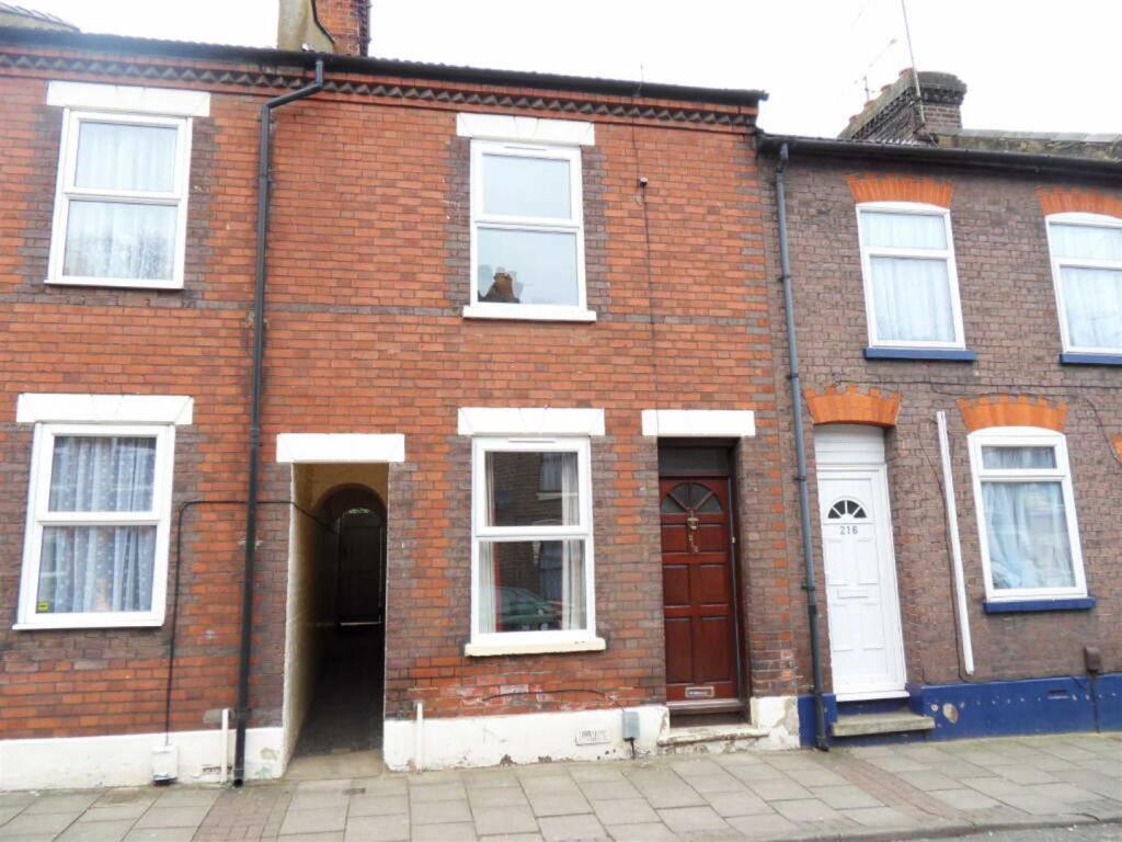 Main image of property: North Street, Luton, LU2 7QN