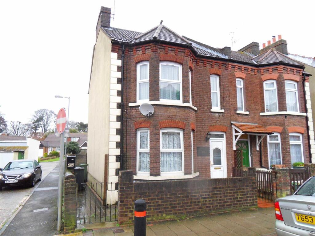 Main image of property: Clarendon Road, Luton