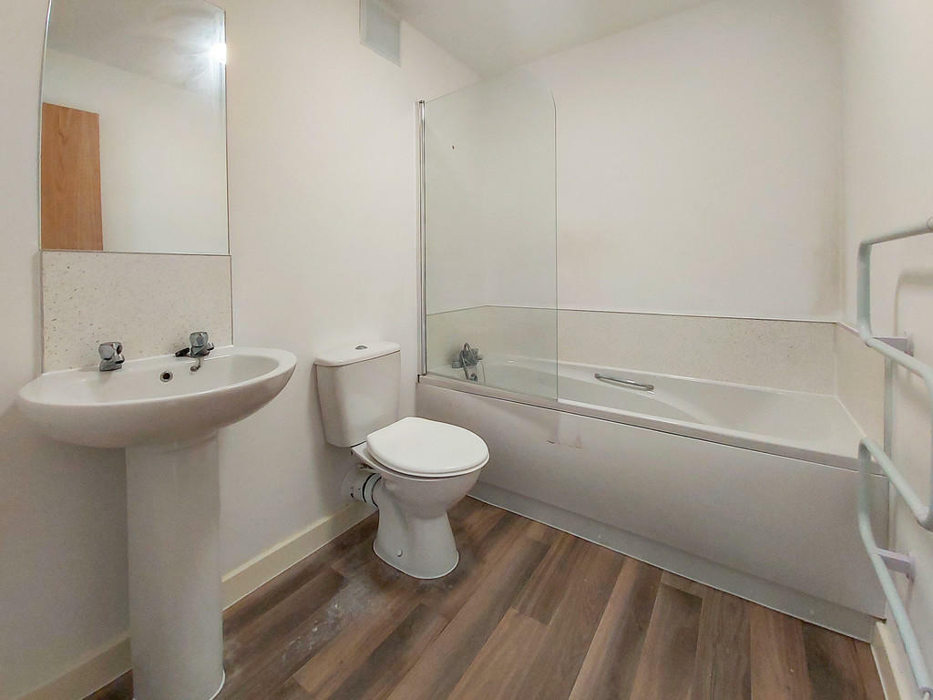 Additional property image - Parkwood Rise, Keighley