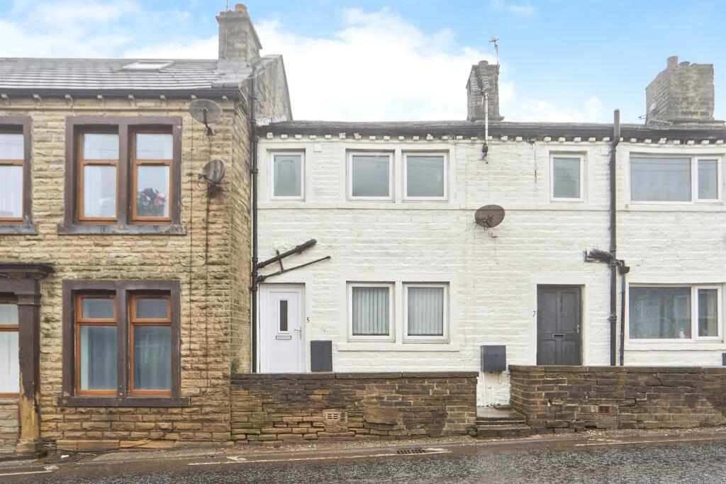 Main image of property: Denholme, Bradford, West Yorkshire