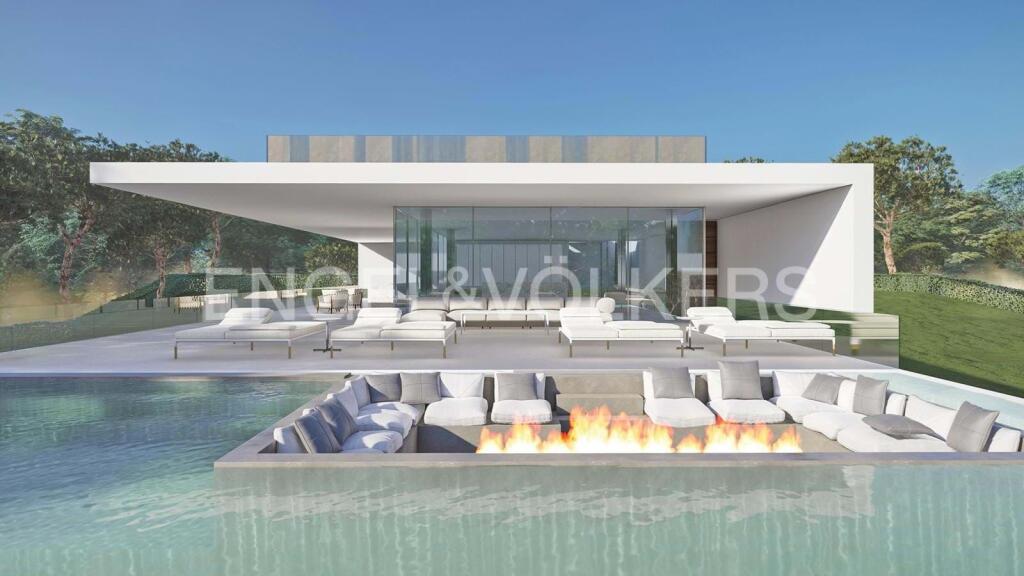 Main image of property: Algarve, Almancil
