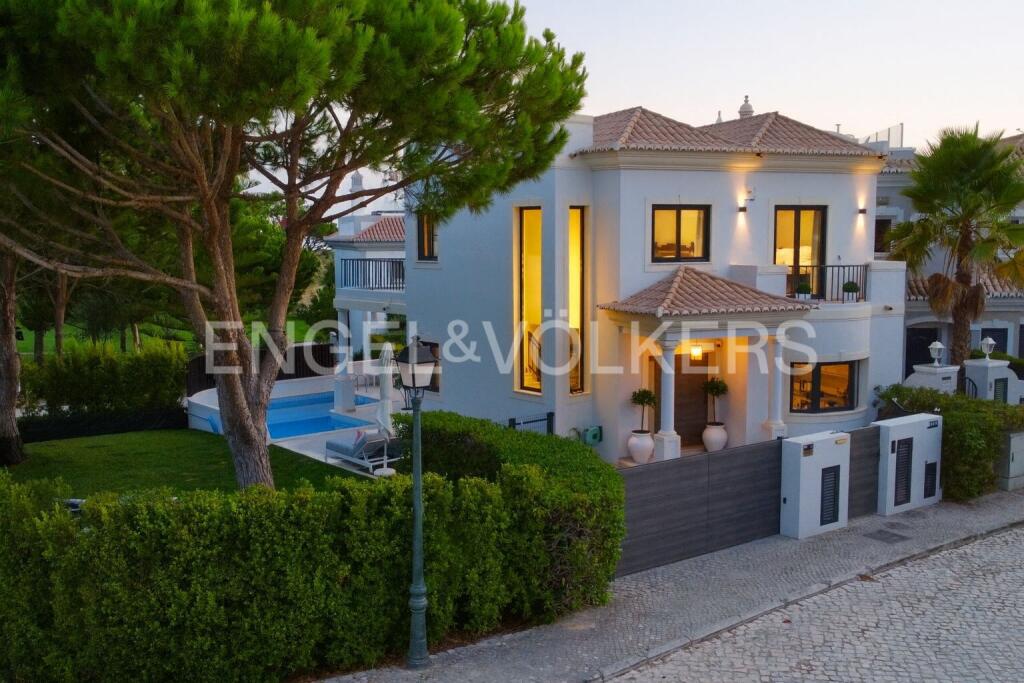 Main image of property: Algarve, Vale do Lobo