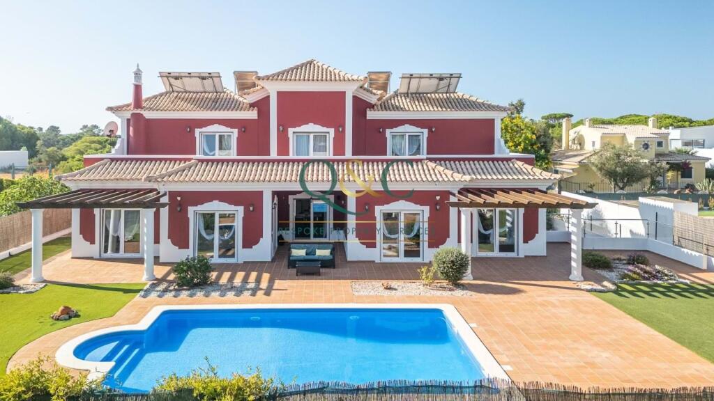 Main image of property: Algarve, Quarteira