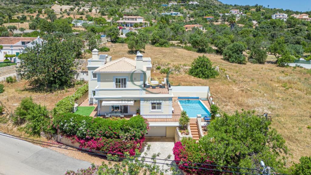 Main image of property: Algarve, Santa Bárbara de Nexe