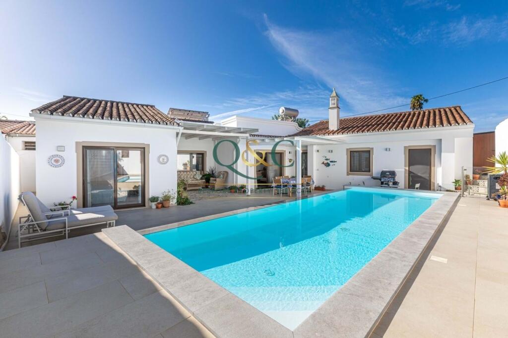 Main image of property: Algarve, Santa Bárbara de Nexe