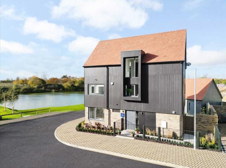 Main image of property: Channels,
Chelmsford,
CM3 3HA