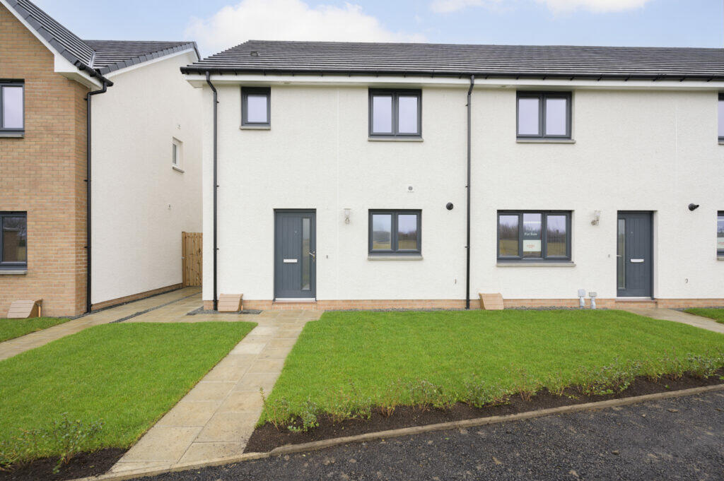 3 bedroom semidetached house for sale in “Oakwood Edge” Oak Place