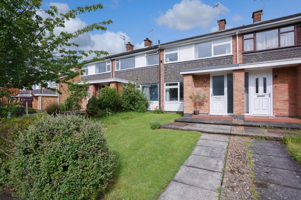 3 bedroom terraced house for sale in Stonehill Drive, Great Glen