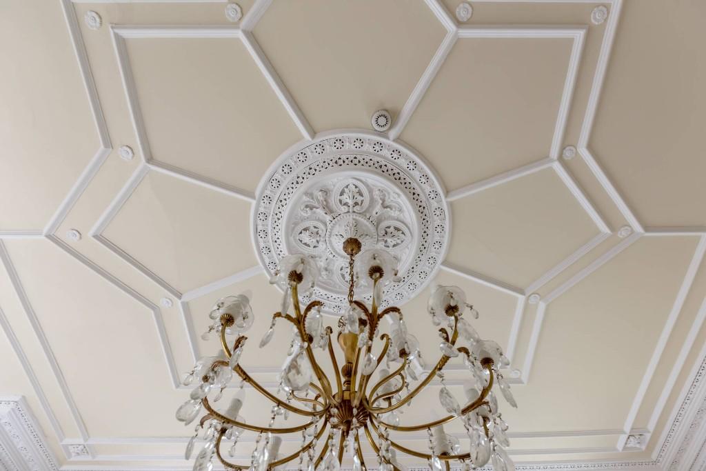 10 bedroom hotel for sale in Victoria Square, Stirling, Stirlingshire, FK8