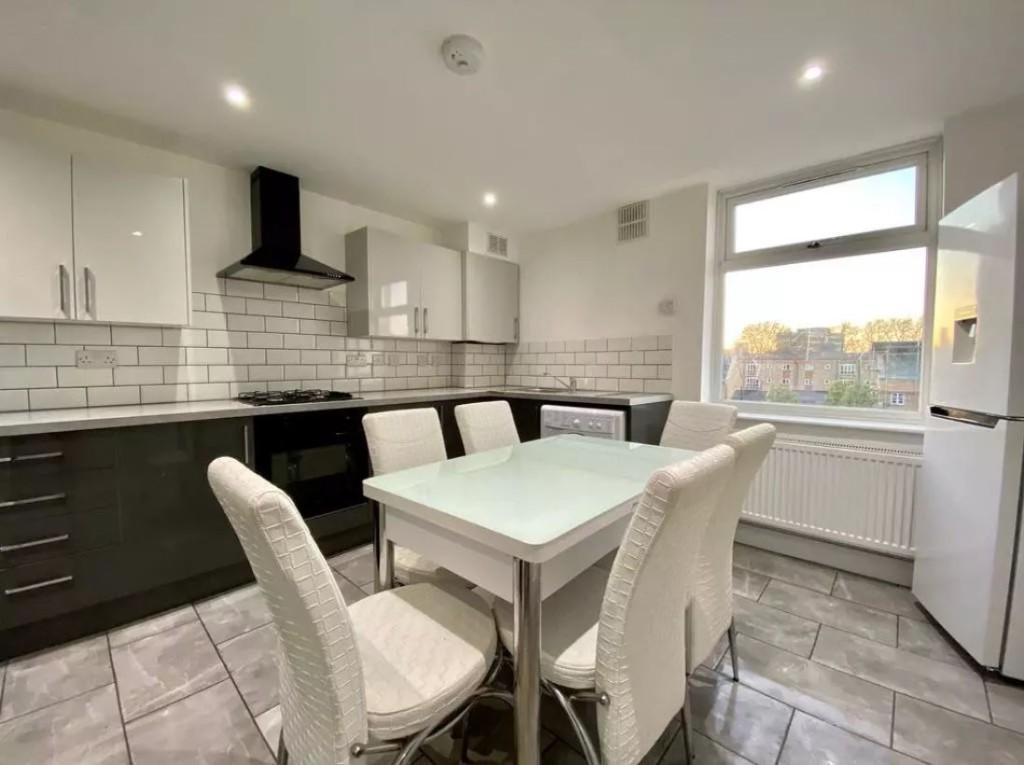Main image of property: 215 Whitechapel Road, London, E1