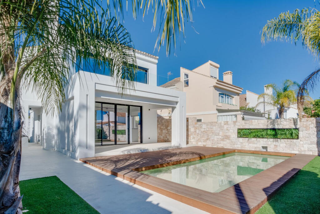 Main image of property: Andalucia, Malaga, Estepona