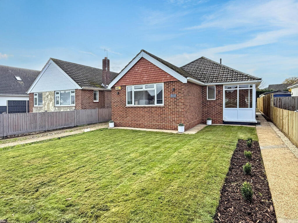 Main image of property: Bognor Road, Broadstone, BH18 9